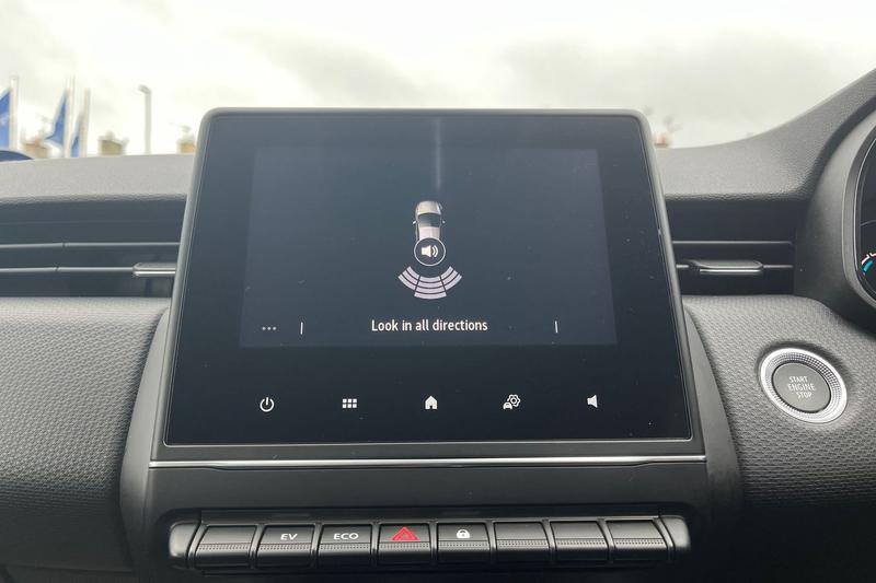 Used Renault Clio 2022 for sale - 76494625: Photo 37