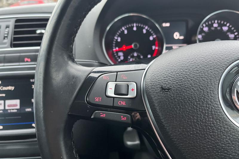 Used Volkswagen Polo 2017 for sale - 77292705: Photo 25