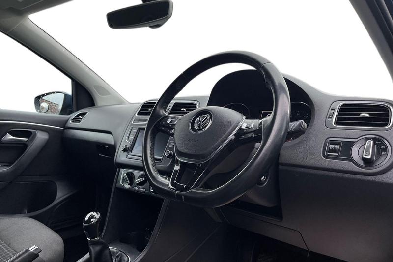 Used Volkswagen Polo 2017 for sale - 77292705: Photo 9