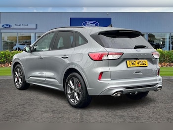 Used Ford Kuga 2023 for sale - 76139618: Photo 2