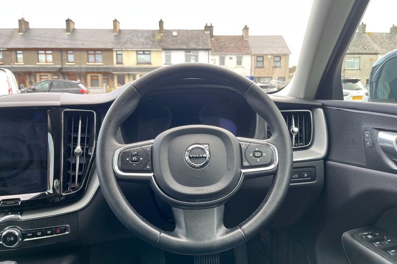 Used Volvo XC60 2023 for sale - 77697574: Photo 12