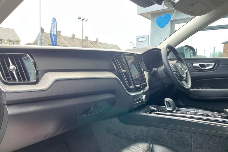 Used Volvo XC60 2023 for sale - 77697574: Photo 18