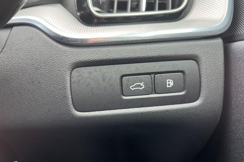 Used Volvo XC60 2023 for sale - 77697574: Photo 24