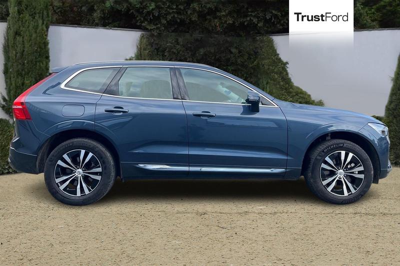 Used Volvo XC60 2023 for sale - 77697574: Photo 3