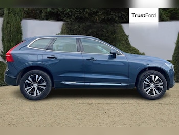 Used Volvo XC60 2023 for sale - 77697574: Photo