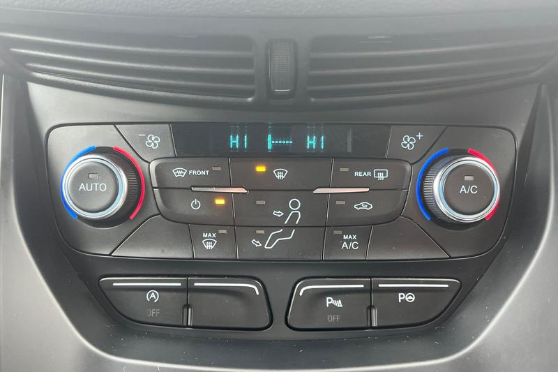 Used Ford Kuga 2019 for sale - 76653446: Photo 30