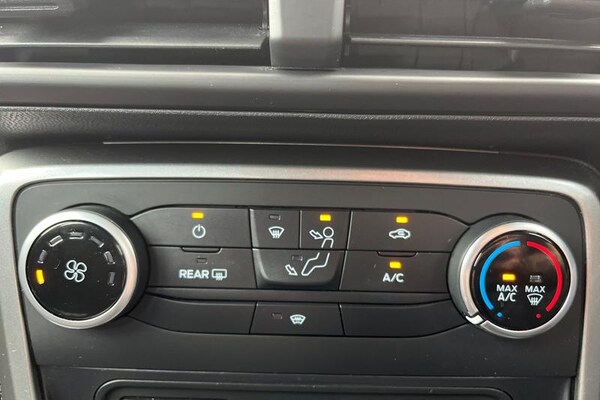 Used Ford Ecosport 2018 for sale - 75655825: Photo 29