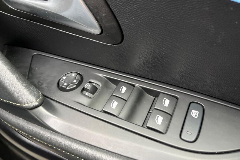 Used Peugeot 208 2022 for sale - 77819815: Photo 16