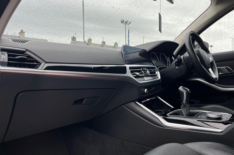 Used BMW 3 Series 2020 for sale - 76433936: Photo 18