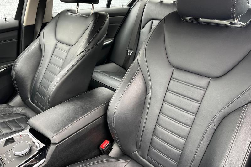 Used BMW 3 Series 2020 for sale - 76433936: Photo 19