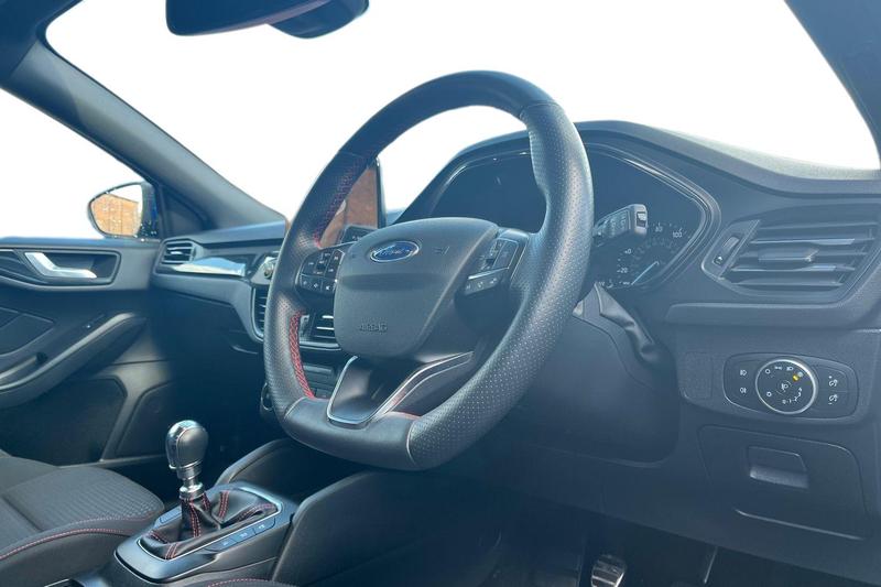 Used Ford Focus 2020 for sale - 76089664: Photo 9