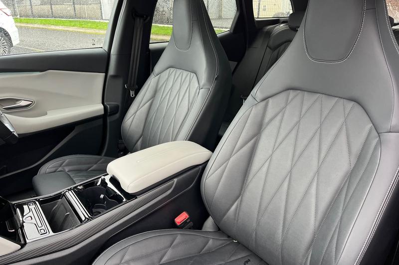 Used Ford Explorer 2025 for sale - 76557489: Photo 19