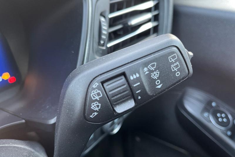 Used Ford Kuga 2022 for sale - 77354476: Photo 15