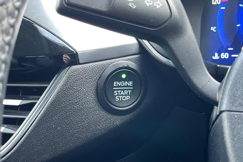 Used Ford Kuga 2022 for sale - 77354476: Photo 32