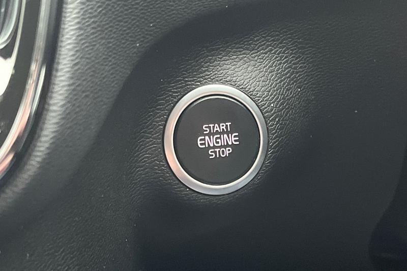 Used Volvo XC40 2022 for sale - 78038848: Photo 28