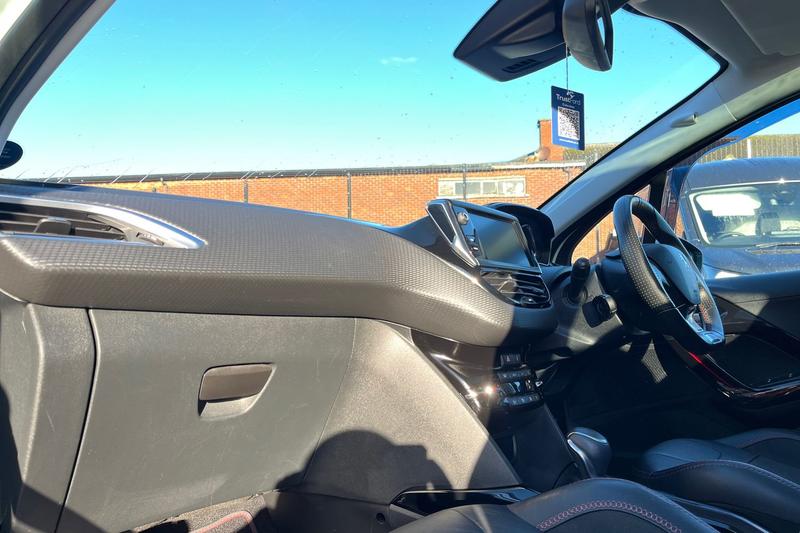 Used Peugeot 2008 2019 for sale - 76631421: Photo 18