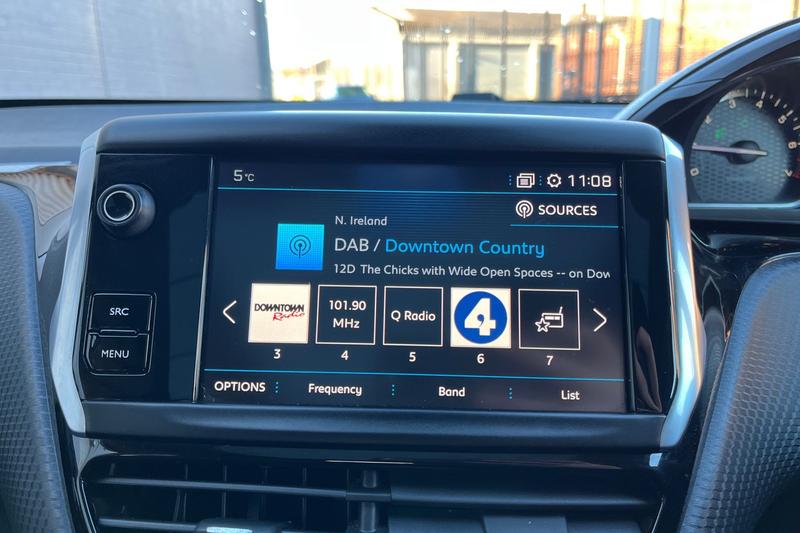 Used Peugeot 2008 2019 for sale - 76631421: Photo 35