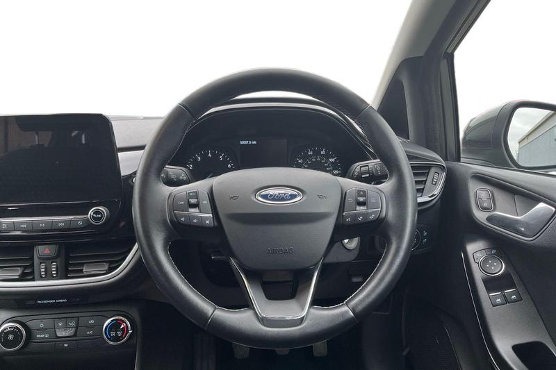 Used Ford Fiesta 2017 for sale - 76302721: Photo 11
