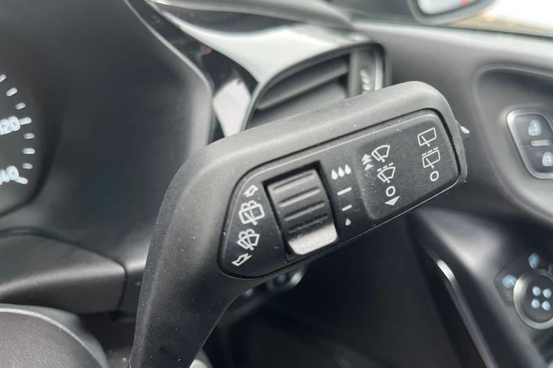 Used Ford Fiesta 2017 for sale - 76302721: Photo 15