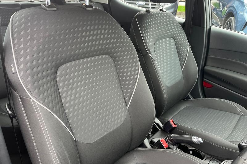 Used Ford Fiesta 2017 for sale - 76302721: Photo 17