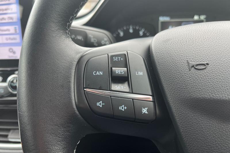 Used Ford Fiesta 2017 for sale - 76302721: Photo 25