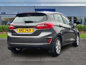 Used Ford Fiesta 2017 for sale - 76302721: Photo