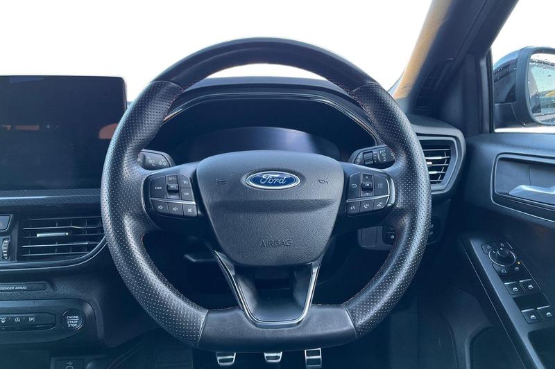 Used Ford Focus 2022 for sale - 76722896: Photo 11