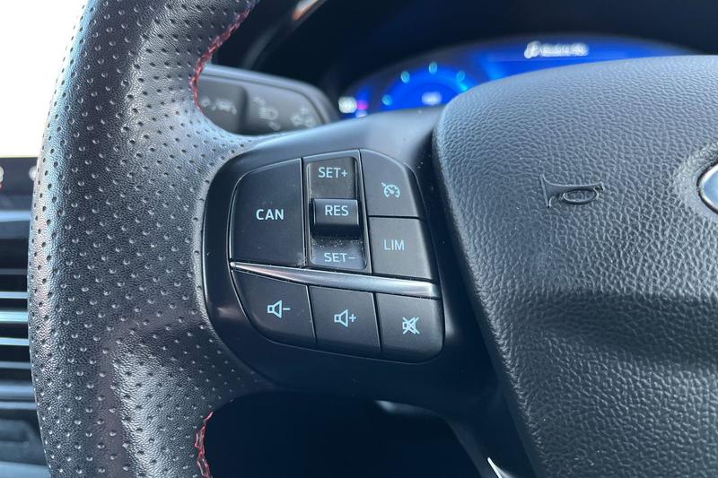 Used Ford Focus 2022 for sale - 76722896: Photo 26