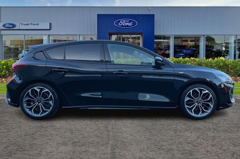 Used Ford Focus 2022 for sale - 76722896: Photo 3