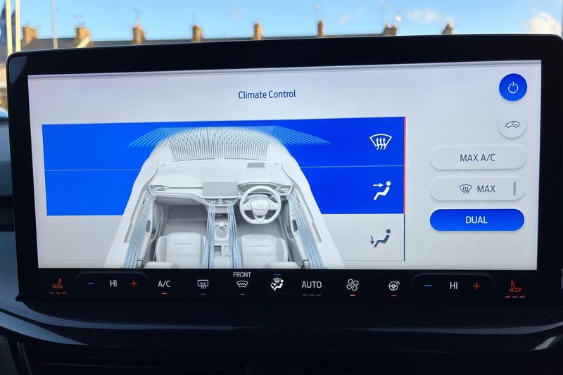 Used Ford Focus 2022 for sale - 76722896: Photo 33