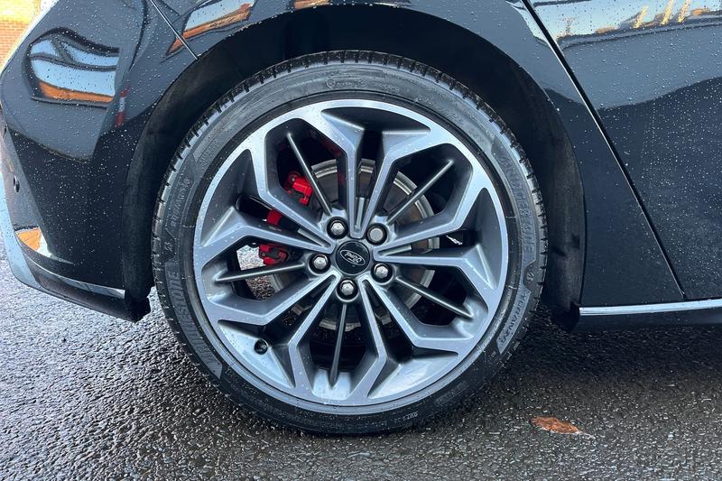 Used Ford Focus 2022 for sale - 76722896: Photo 8