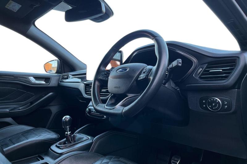 Used Ford Focus 2022 for sale - 76722896: Photo 9