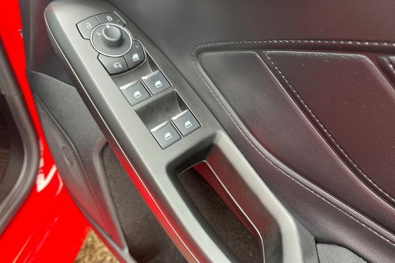 Used Ford Focus 2023 for sale - 76156776: Photo 16