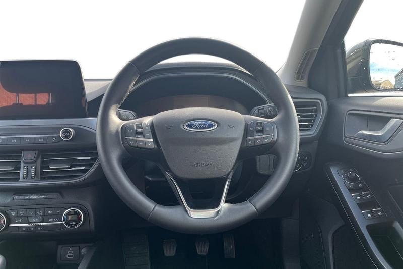 Used Ford Focus 2023 for sale - 77878234: Photo 11