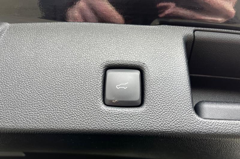 Used Ford Kuga 2025 for sale - 77834356: Photo 22