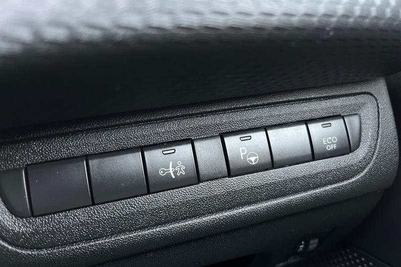 Used Peugeot 208 2019 for sale - 77286332: Photo 23