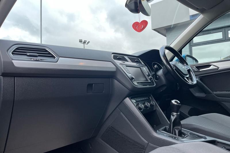 Used Volkswagen Tiguan 2017 for sale - 77567423: Photo 18