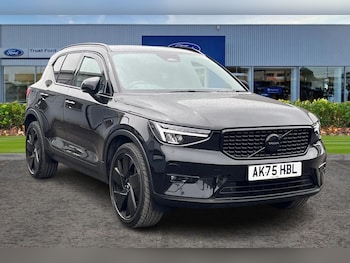 Used Volvo XC40 2025 for sale - 79305243: Photo