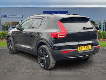 Used Volvo XC40 2025 for sale - 79305243: Photo