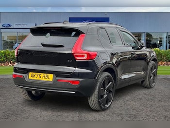 Used Volvo XC40 2025 for sale - 79305243: Photo