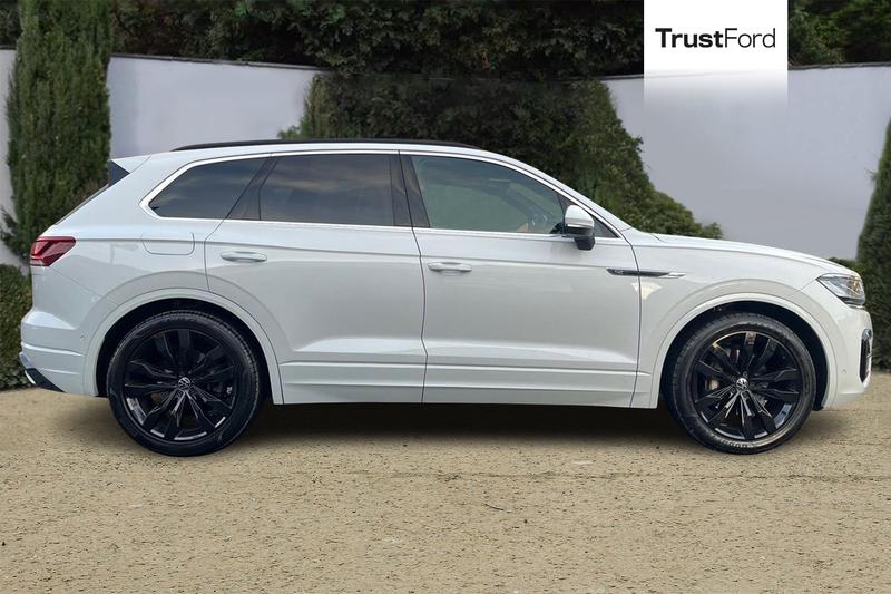 Used Volkswagen Touareg 2023 for sale - 76703192: Photo 3