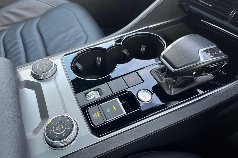 Used Volkswagen Touareg 2023 for sale - 76703192: Photo 31