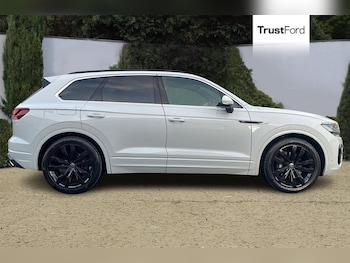 Used Volkswagen Touareg 2023 for sale - 76703192: Photo