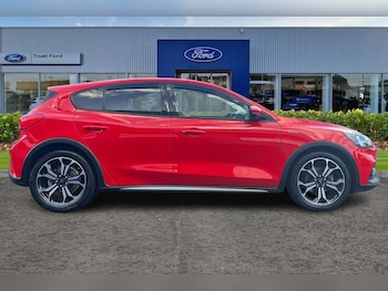 Used Ford Focus 2021 for sale - 76184433: Photo 3