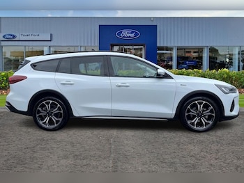 Used Ford Focus 2025 for sale - 78942396: Photo
