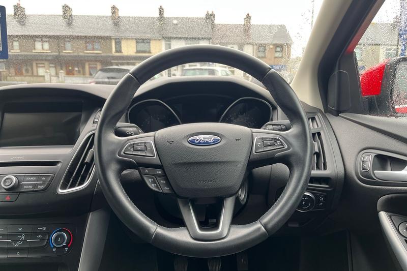 Used Ford Focus for sale - 76196448: Photo 12