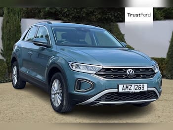 Used Volkswagen T-Roc 2023 for sale - 79690208: Photo