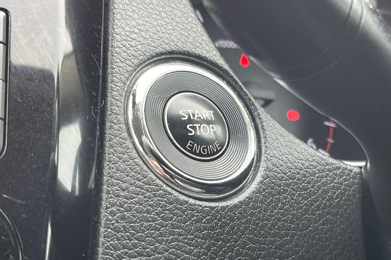 Used Nissan Qashqai 2018 for sale - 78149641: Photo 28