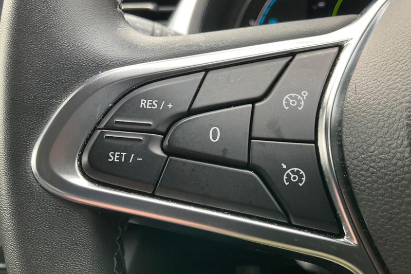 Used Renault Captur 2023 for sale - 76744312: Photo 30