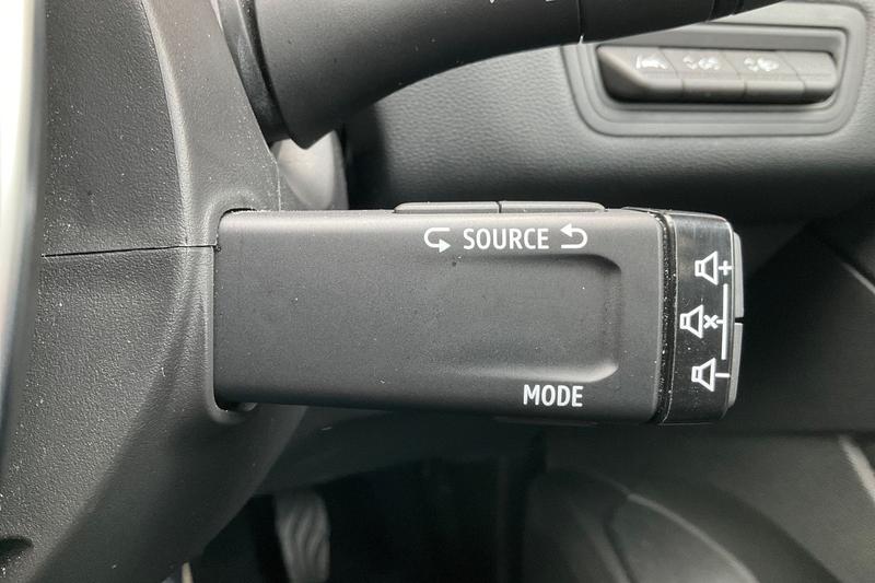 Used Renault Captur 2023 for sale - 76744312: Photo 32